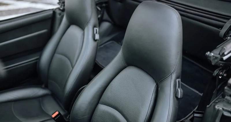 Porsche 911 cena 290000 przebieg: 192000, rok produkcji 1982 z Kutno małe 596